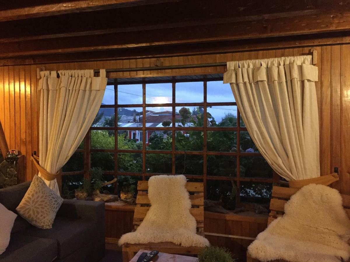 Profe Nelson Pansiyon Puerto Cisnes Dış mekan fotoğraf